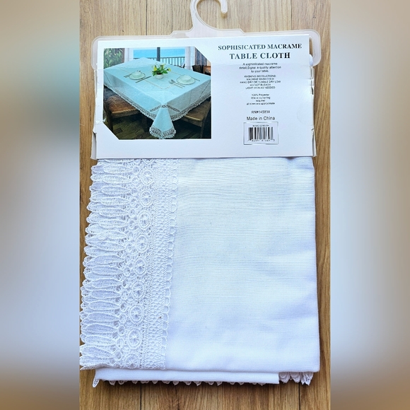 WHITE & BEIGE  LACE TABLECLOTH - Picture 3 of 8